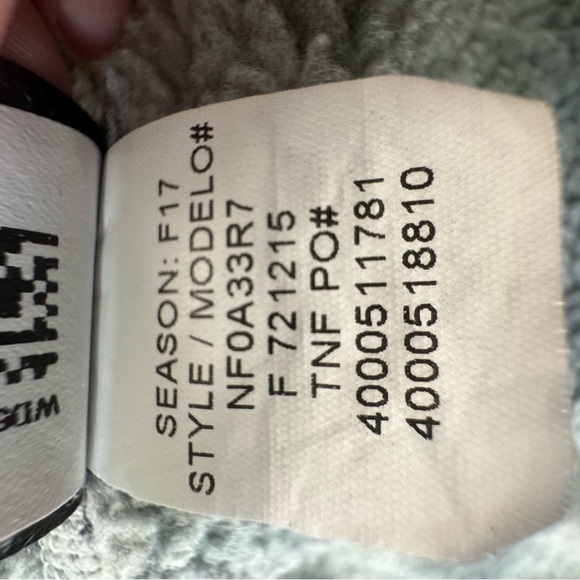 The North Face Men's Medium Grey Heather Sweater Fleece Size XL (M1) - Picture 10 of 10